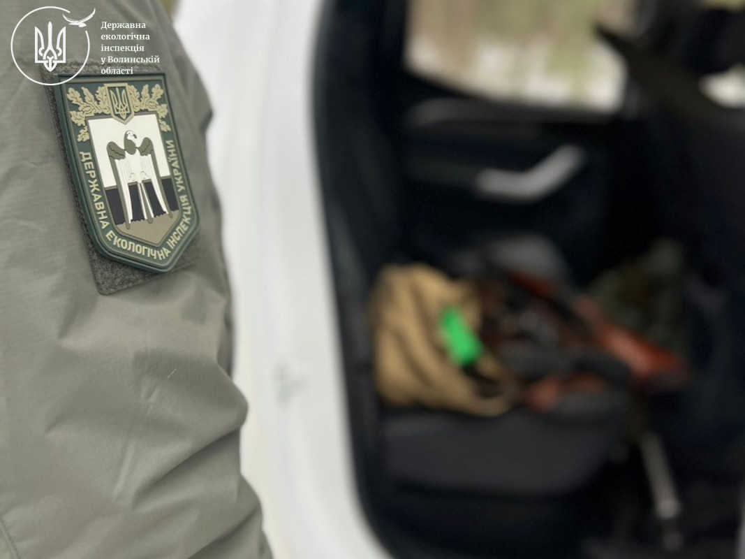 На Волині затримали трьох браконьєрів під час незаконного полювання на косулю