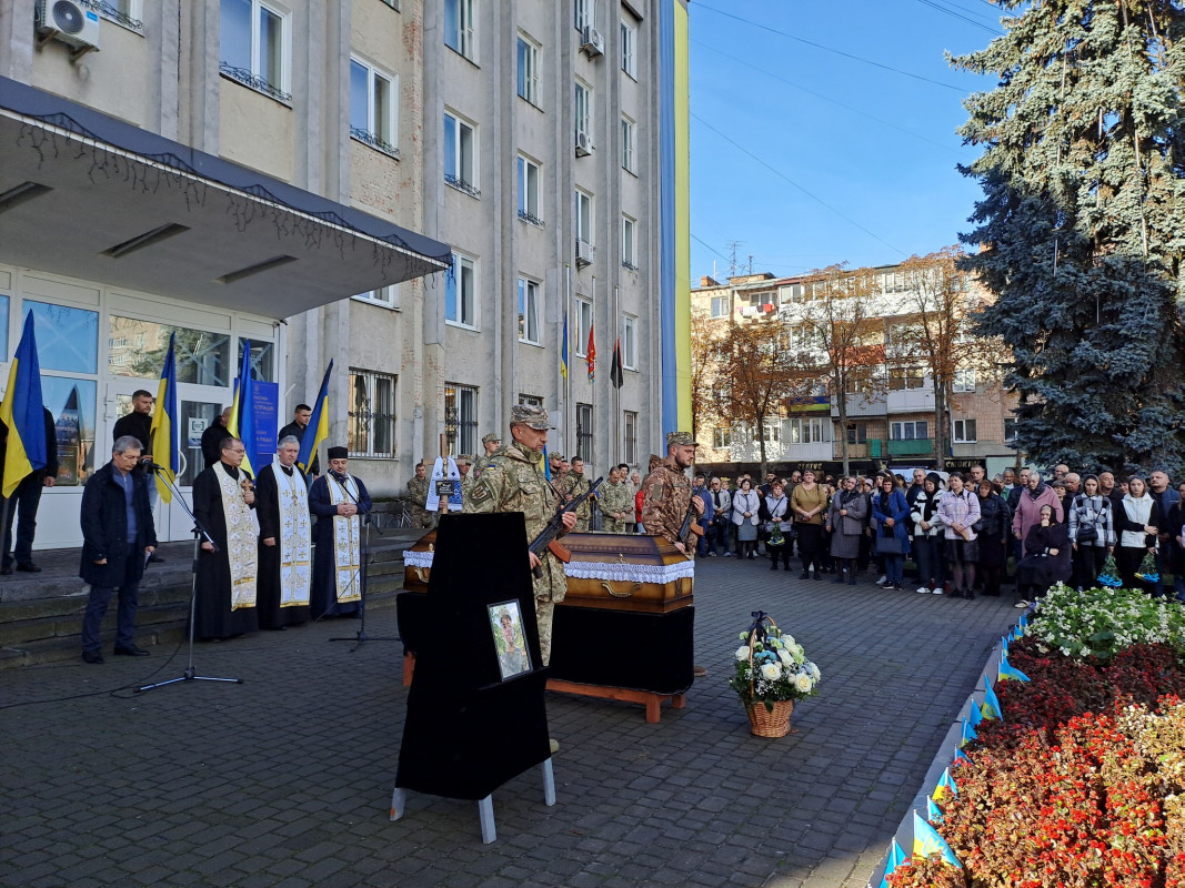 Перед останнім бойовим завданням подзвонив мамі: на Волині попрощалися з 24-річним Героєм Олексієм Жалаєм