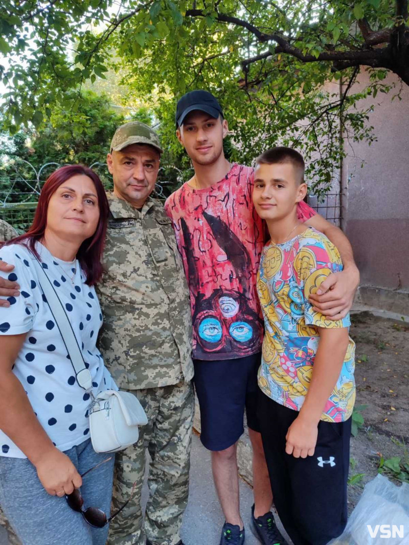 У 18 став воїном, загинув напередодні 23-річчя, не встигнувши освідчитись коханій. Спогади про захисника з Волині