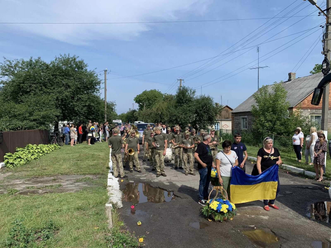 Загинув у смертельній ДТП на Донеччині: на Волині попрощалися з Героєм Ігорем Тарасюком