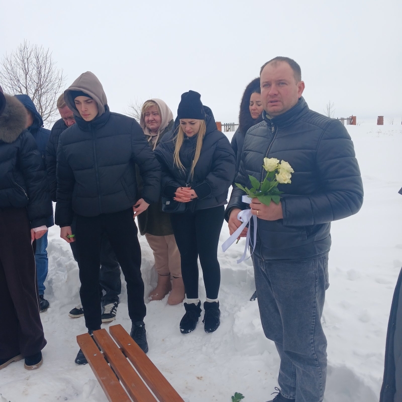 Ворожий обстріл обірвав життя Героя: на Волині дружині полеглого захисника вручили державну нагороду