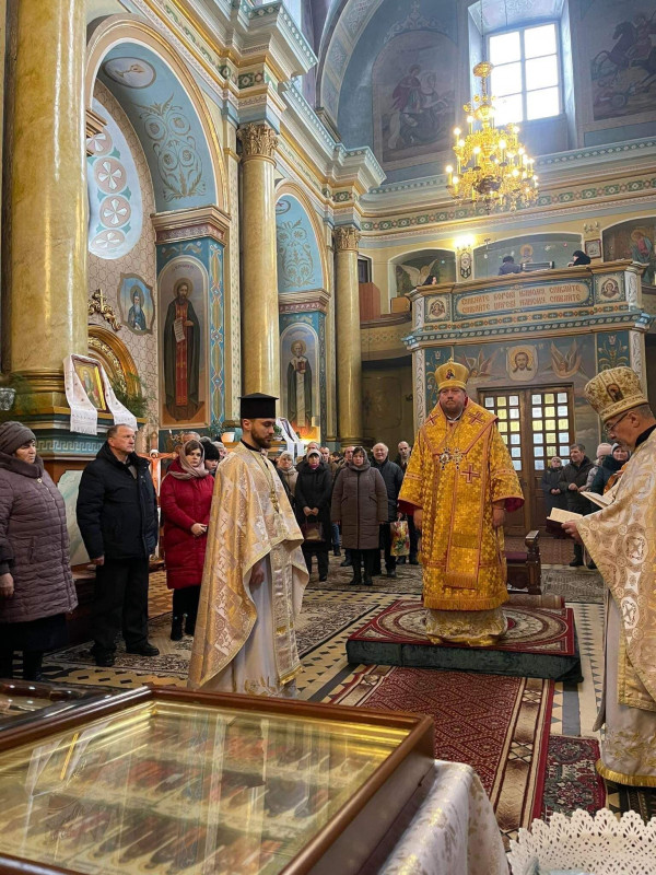Молився за перемогу України: нещодавно призначений архієпископ з Волині провів богослужіння
