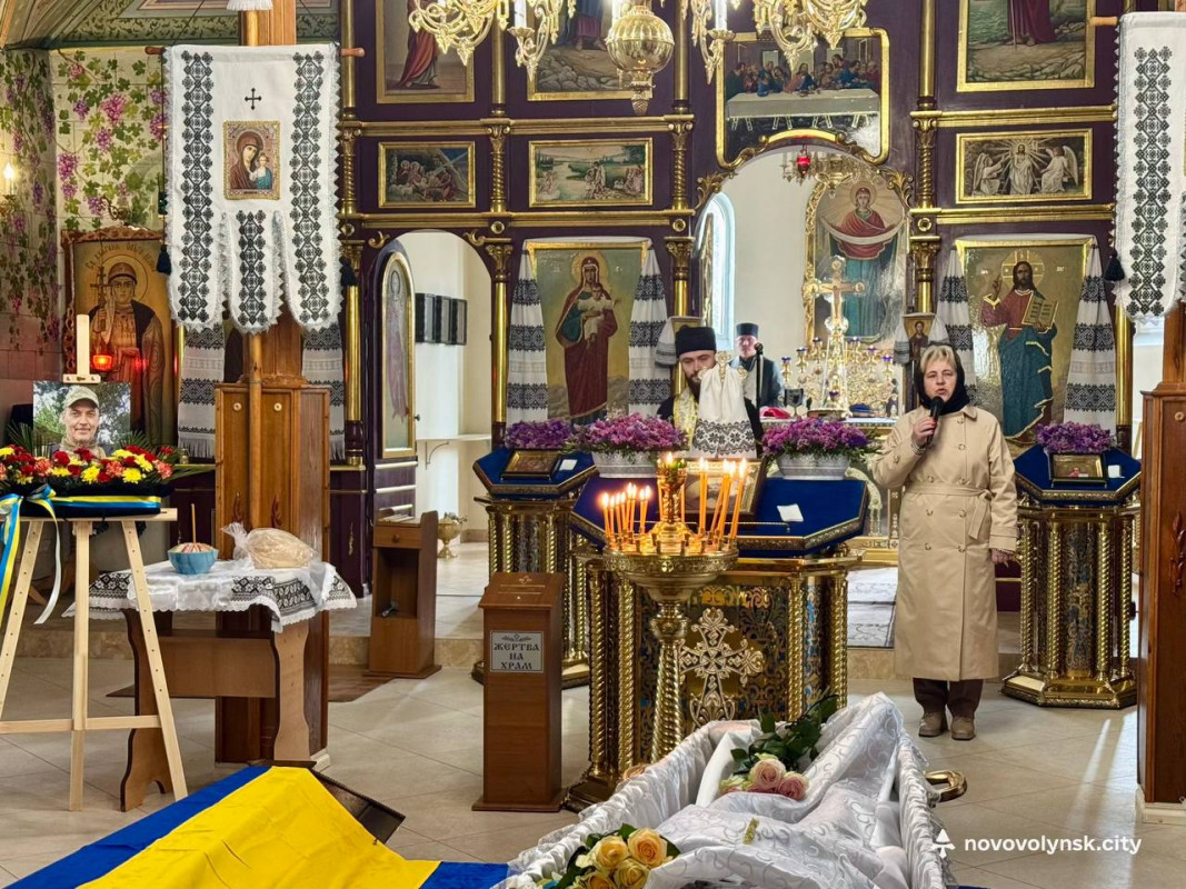 На Волині попрощалися із захисником Борисом Сазоніком