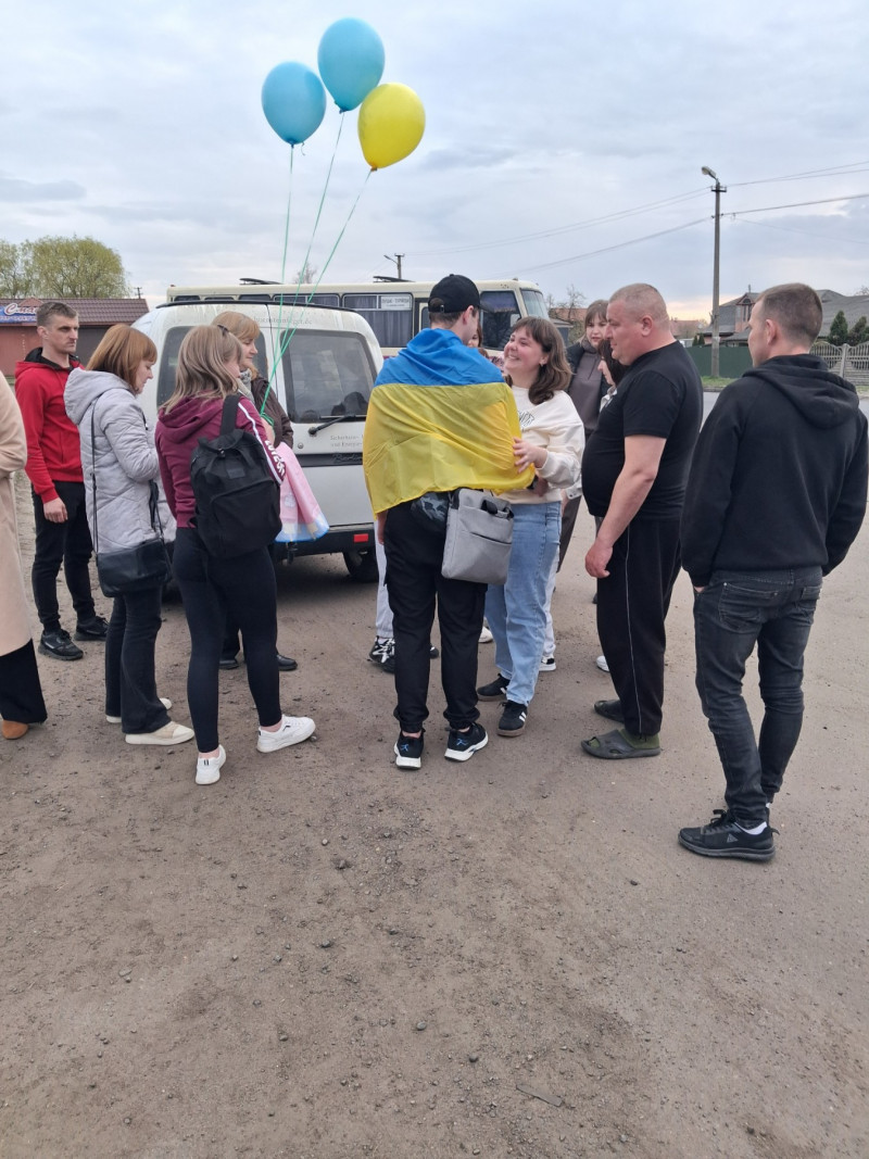 Як на Волині зустрічали Героя, який повернувся з полону