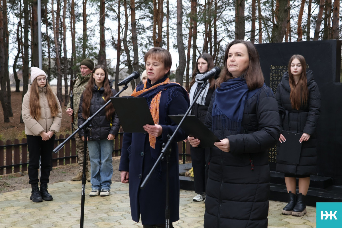 Сльози, квіти й молитва: у громаді на Волині відкрили Алею пам’яті загиблих Героїв різних поколінь