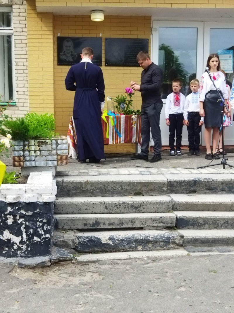 Помер у лікарні внаслідок отриманих поранень: на Волині відкрили меморіальну дошку Герою Олександру Оніщуку