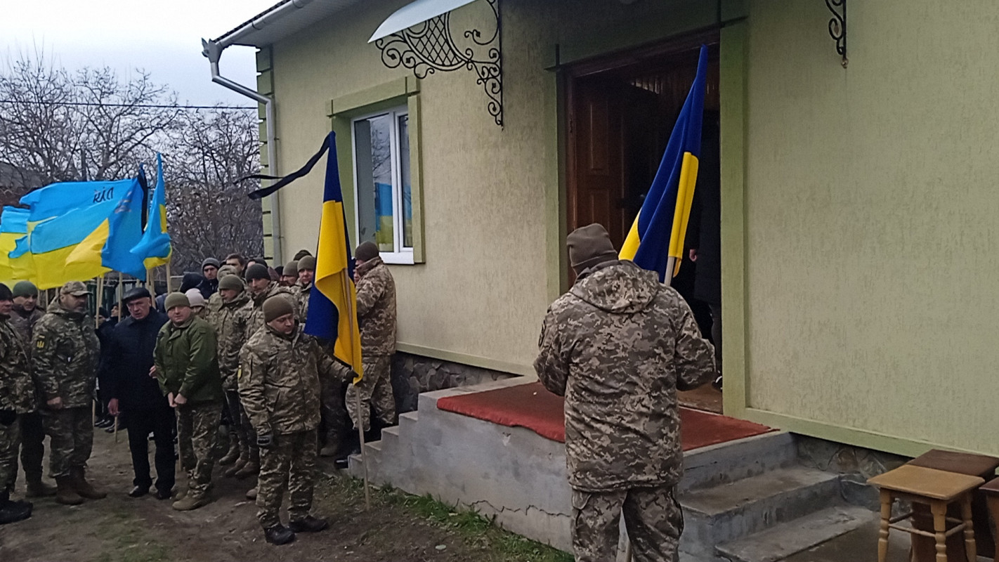 Загинув унаслідок вибуху ворожого снаряда: попрощалися із ексгравцем луцької «Волині» Романом Годованим