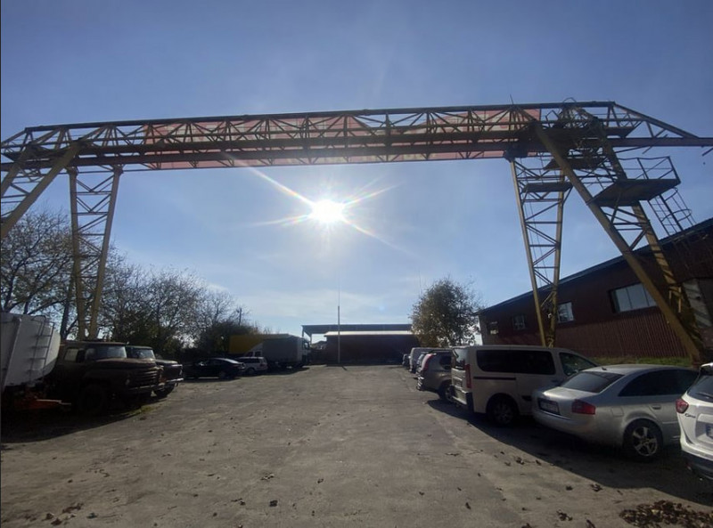 У Луцьку продають базу з офісами та складами за 111 мільйонів