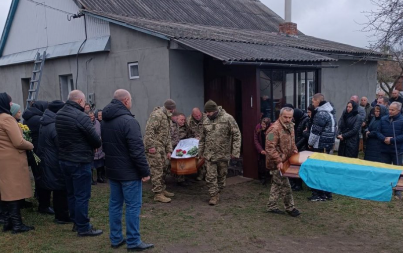 Життя обірвала мінно-вибухова травма: на Волині попрощалися з Героєм Анатолієм Горайчуком