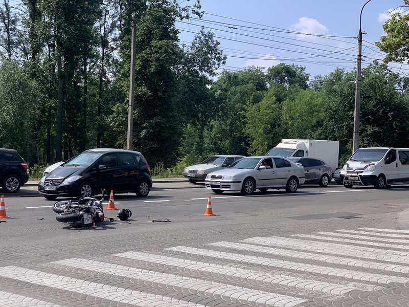 У Луцьку збили мотоцикліста, він у лікарні. ФОТО