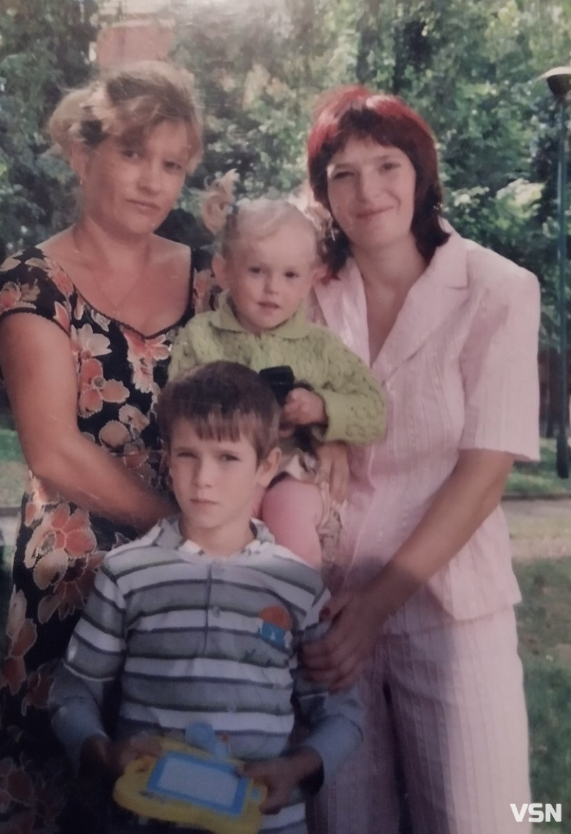 На Великдень обидві матері прощалися із сином назавжди: спогади про полеглого захисника з Волині Любомира Картишева
