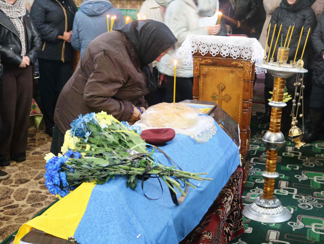 Довгий час вважався зниклим безвісти: на Волині попрощалися з Героєм Валентином Боском