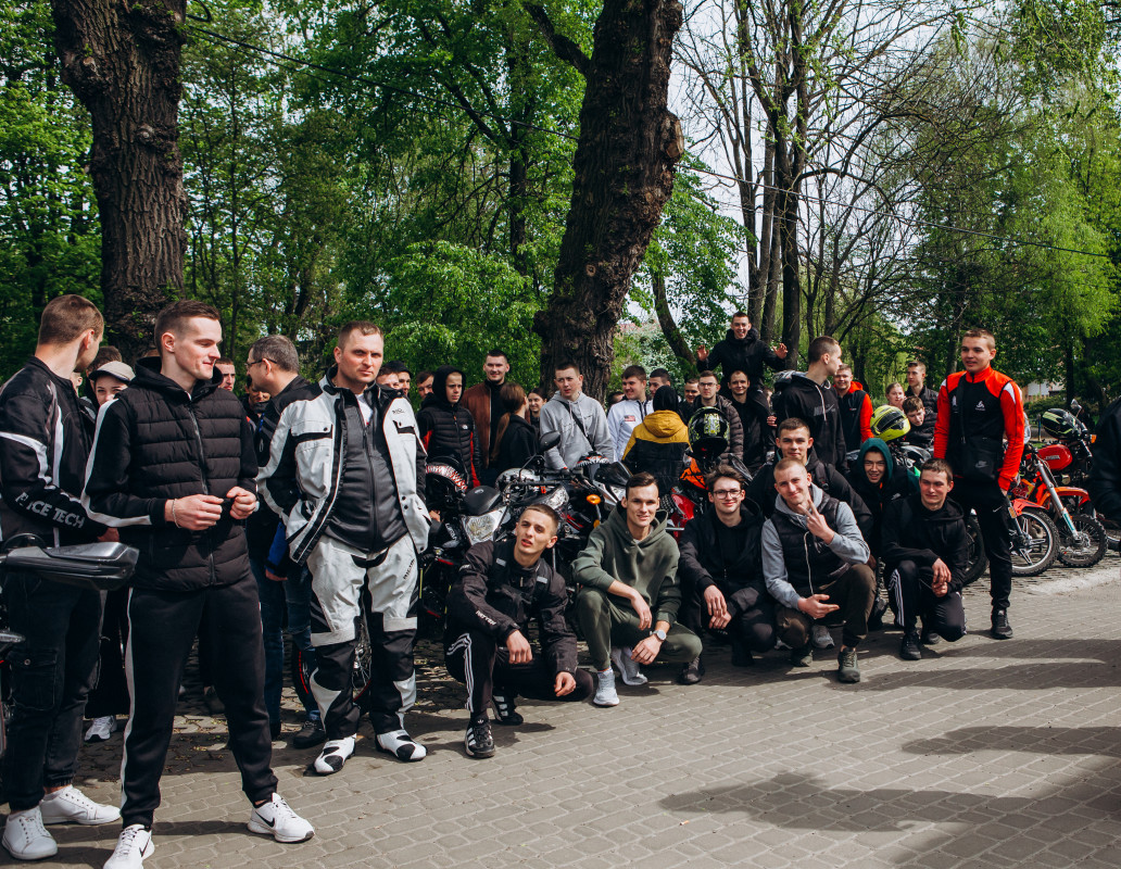 АЗК «Паливо» заряджає адреналіном: у Ковелі гучно закривають мотосезон заради допомоги військовим