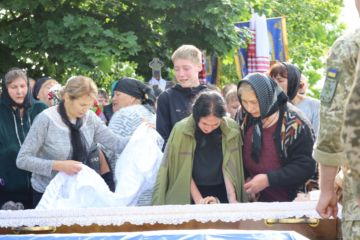 Йому було лише 20 років: на Волині попрощались з Героєм Назаром Матейчуком
