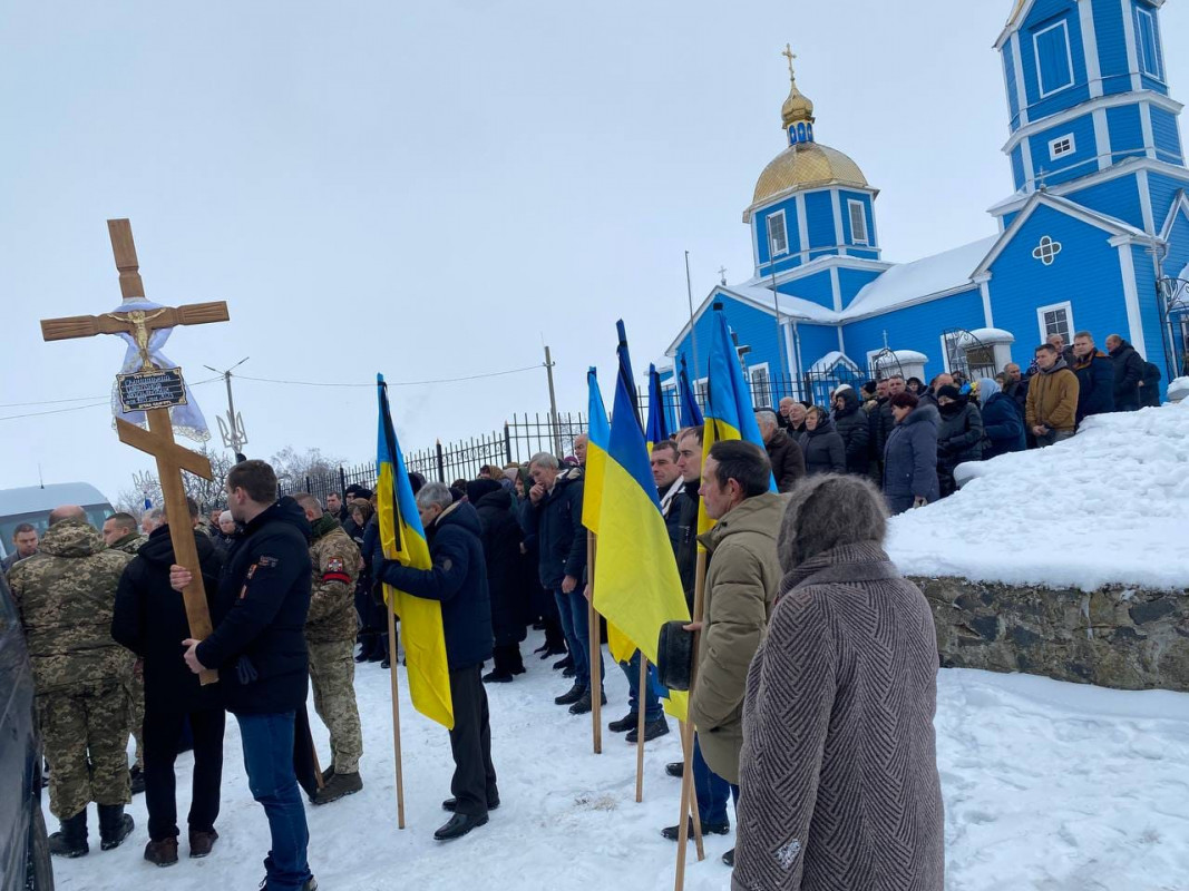 Боронив Україну і всіх нас: у громаді на Волині попрощалися з Олександром Свінцицьким