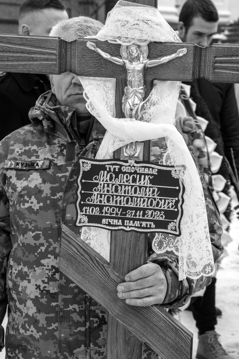 Навіки 29: у Луцьку попрощалися з молодим Героєм Анатолієм Малесиком