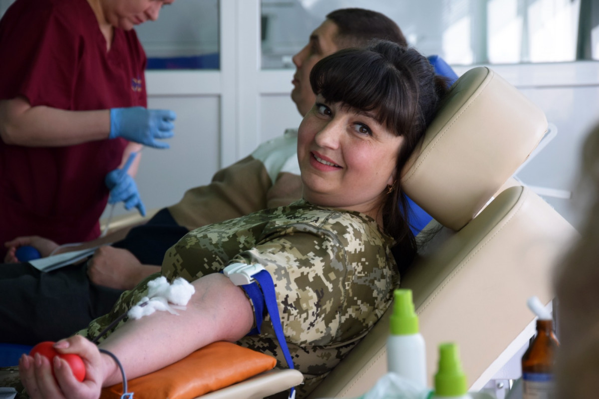 Кров для фронту і тилу: волинські прикордонники поповнили банк крові