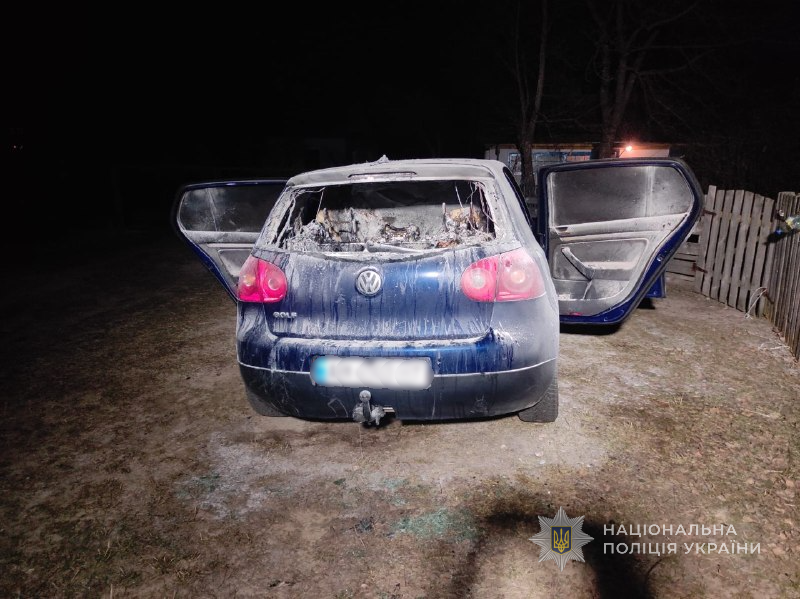 На Волині 21-річний молодик підпалив авто