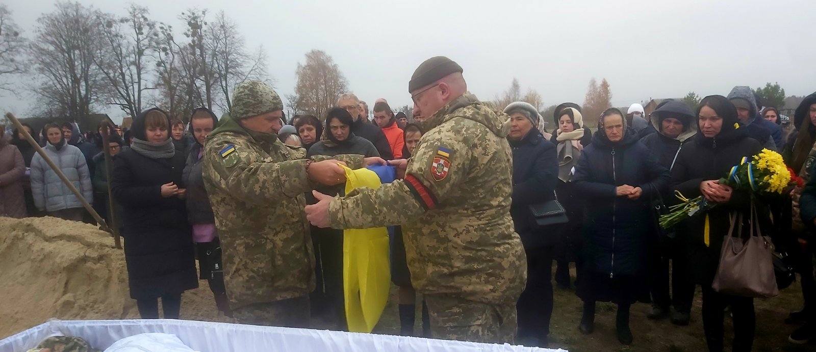 Трагічний день: на Волині попрощались з Героєм Олександром Павловичем