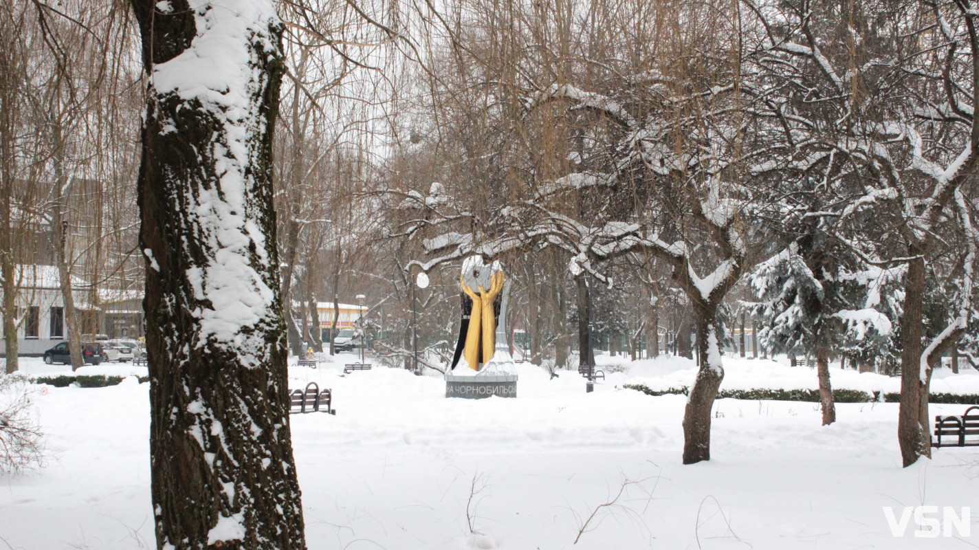 Ковель після снігопадів: фоторепортаж із засніженого міста