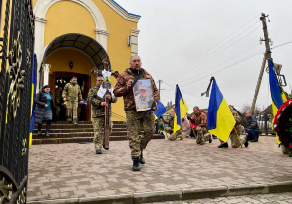 На Волині попрощалися із загиблим Героєм Максимом Стрижаком