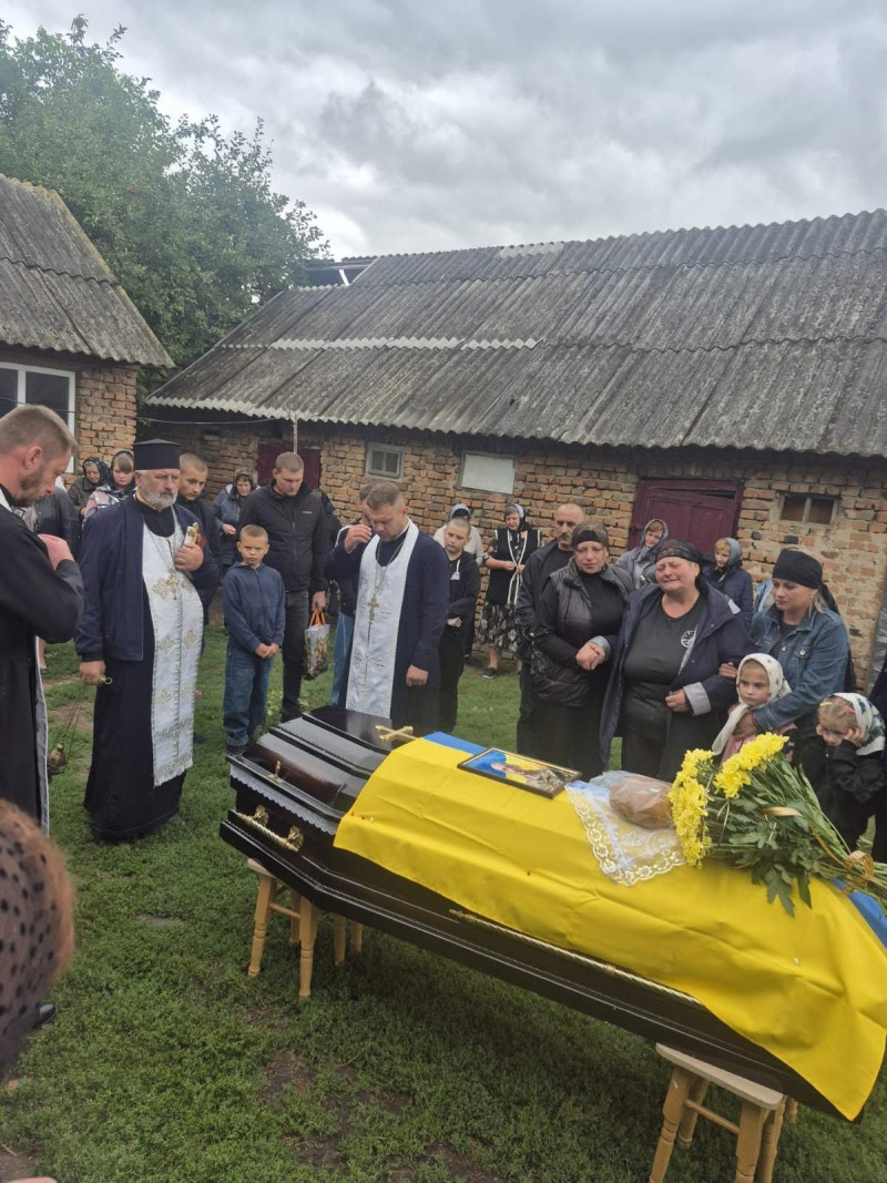 На Волині попрощалися із Героєм Василем Переходьком, який понад два роки вважався зниклим безвісти
