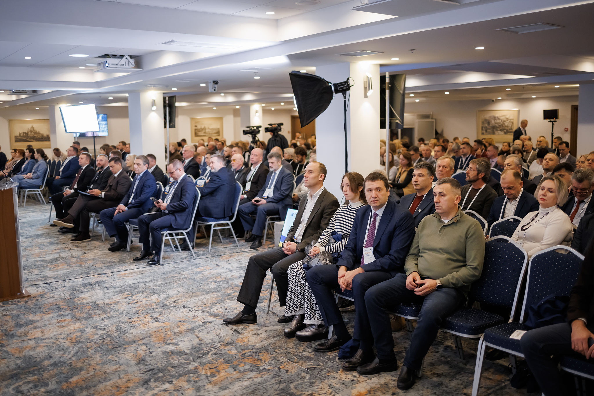 Бурштиноносні ділянки на Поліссі: підсумок доповіді на конференції «Надрокористування в Україні. Перспективи інвестування»