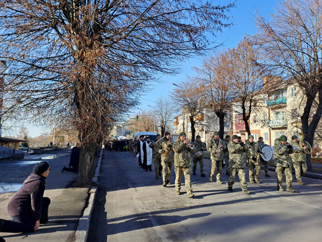 Двоє синочків втратили батька: на Волині попрощались з Героєм Дмитром Табачуком