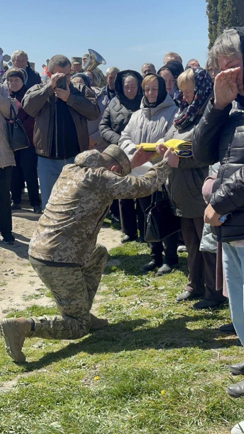 Через понад півтора року Герой з Волині Володимир Троцюк знайшов вічний спочинок