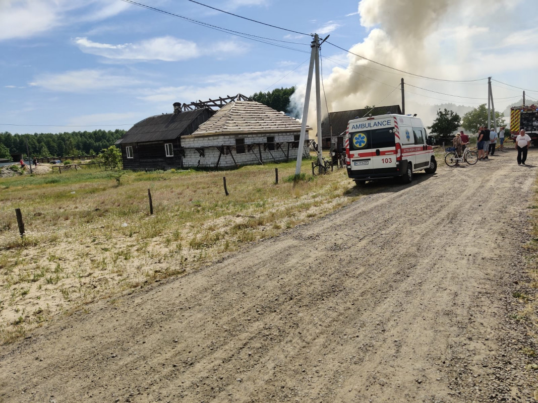 За добу рятувальники Волині ліквідували понад 30 пожеж