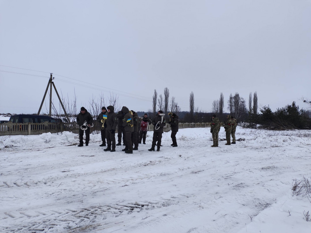 На Волині в останню дорогу провели полеглого воїна Руслана Гурича