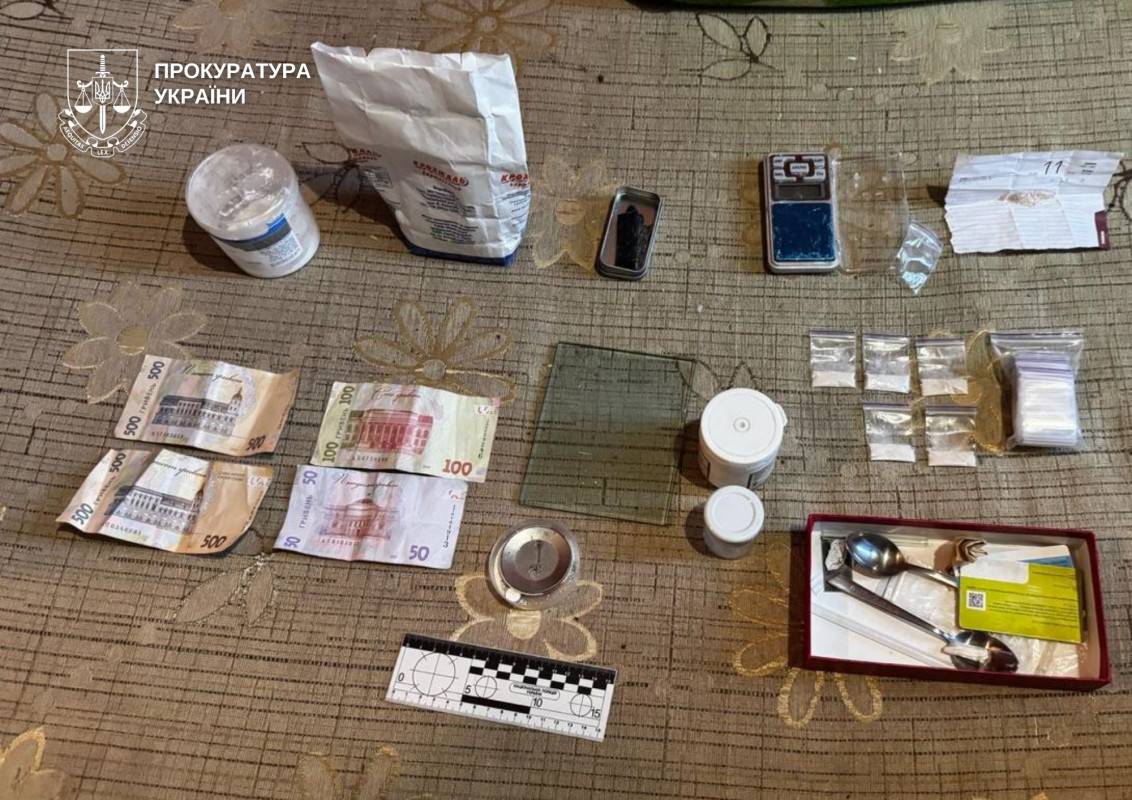 Під Луцьком діяла нарколабораторія: п’ятьох чоловіків судитимуть за виготовлення амфетаміну