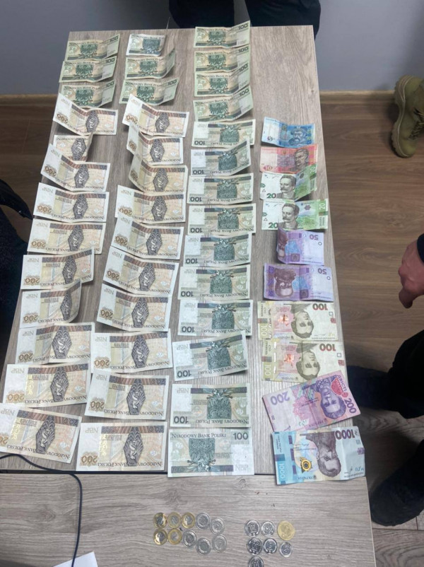 «Обчистив» подругу матері: молодик вкрав 60 тисяч гривень у жительки Луцька