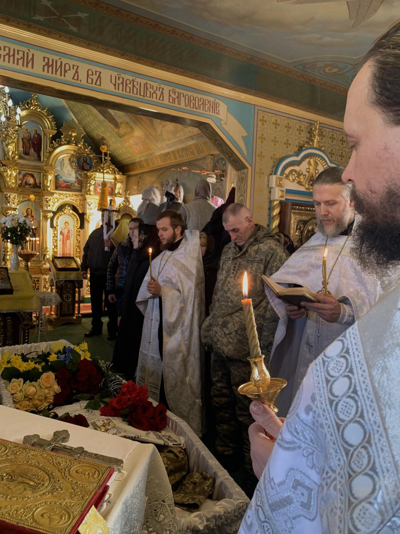 Осиротілими залишилися двоє дітей та дружина-вдова: на Волині попрощалися з Героєм Віталієм Згоранцем