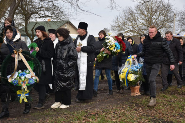 Помер внаслідок важких поранень біля Бахмута: на Волині попрощалися із солдатом Олексієм Аврамуком