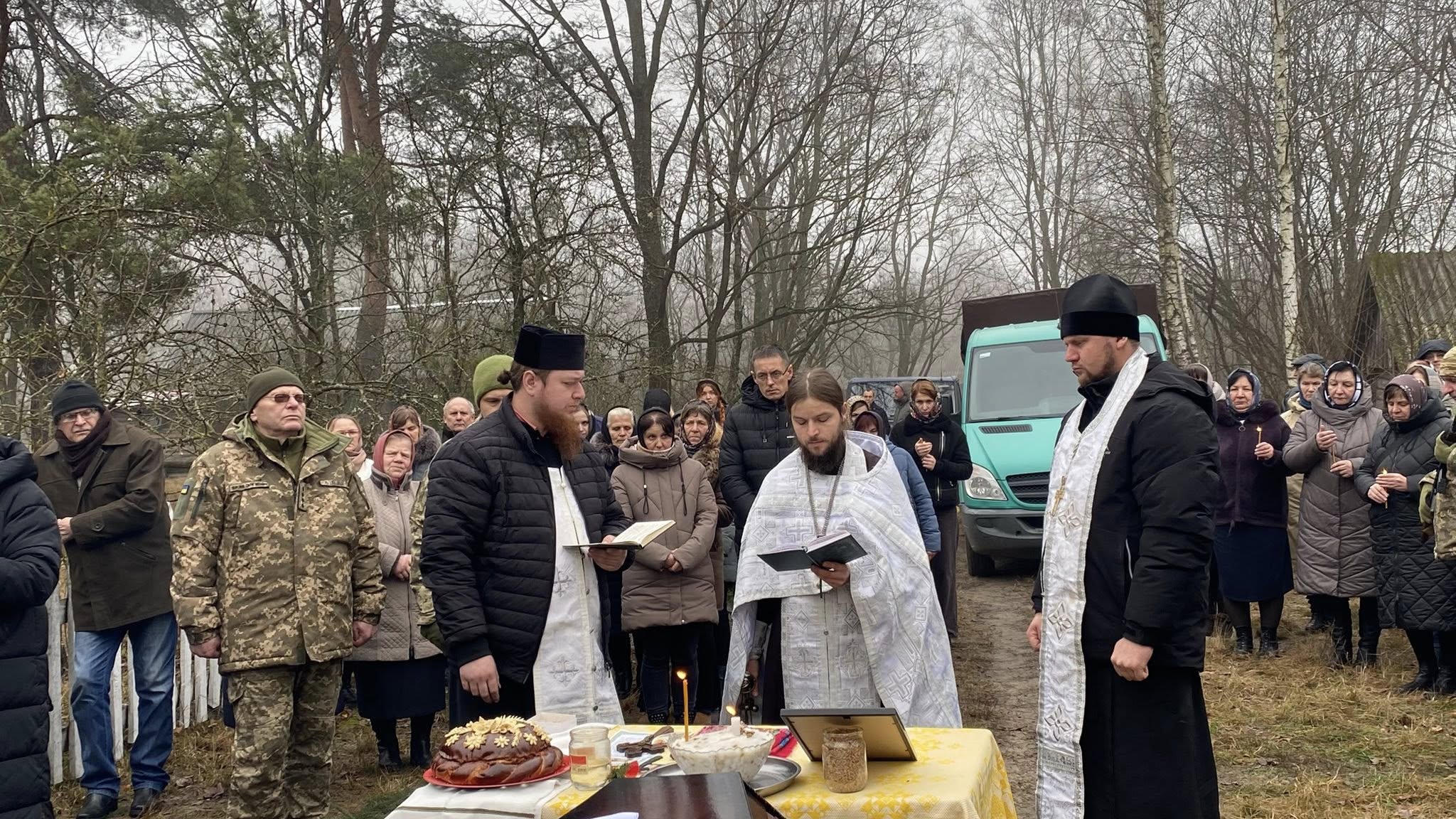 Герою назавжди 35: на Волині провели в останню путь загиблого воїна Дмитра Вавдіюка