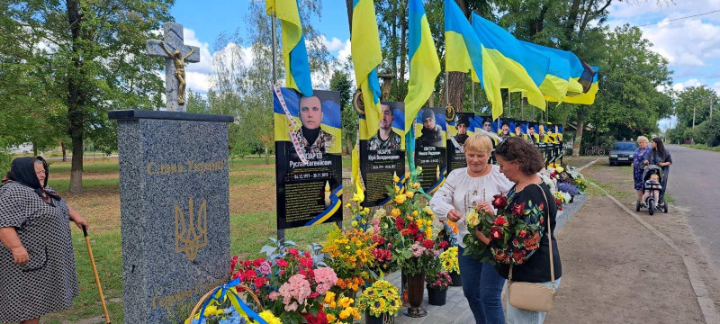У селі на Волині Алею пам’яті поповнили імена ще трьох полеглих захисників України