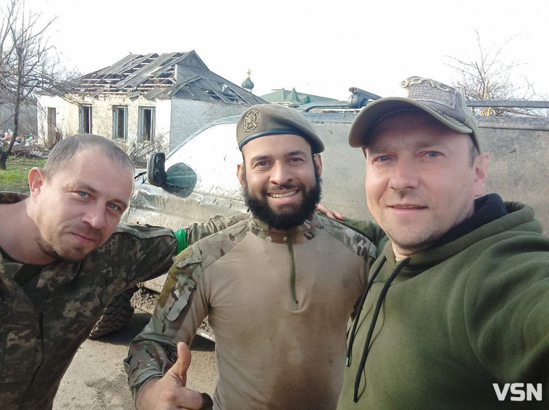 Вірив у Бога і молитви: спогади матері про Героя Степана Локшина з Волині