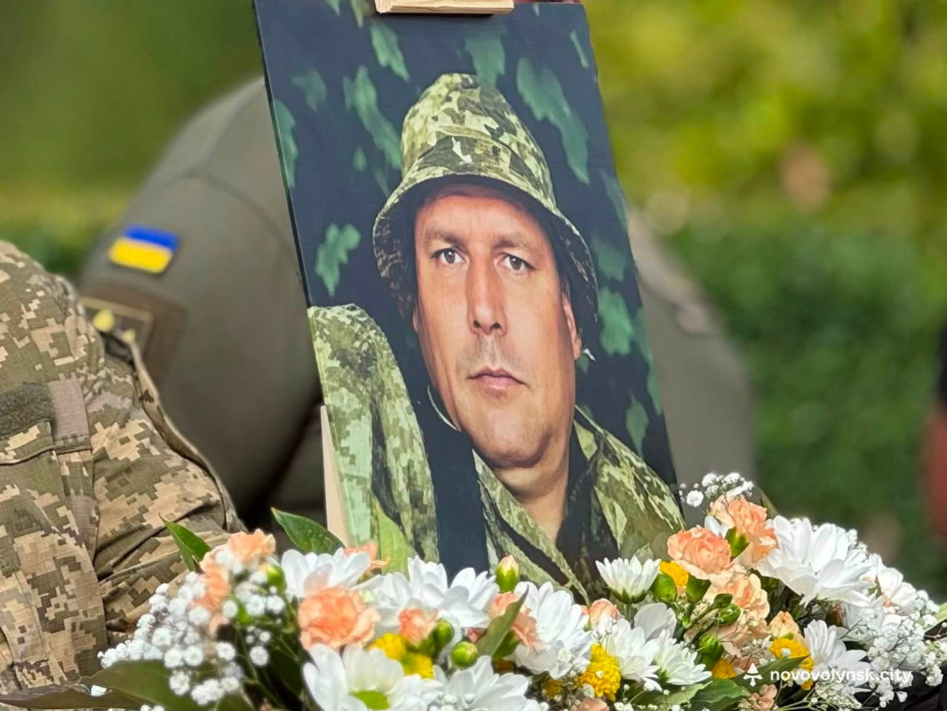 Чотири роки родина жила надією: на Волині поховали Героя Олександра Яковинця