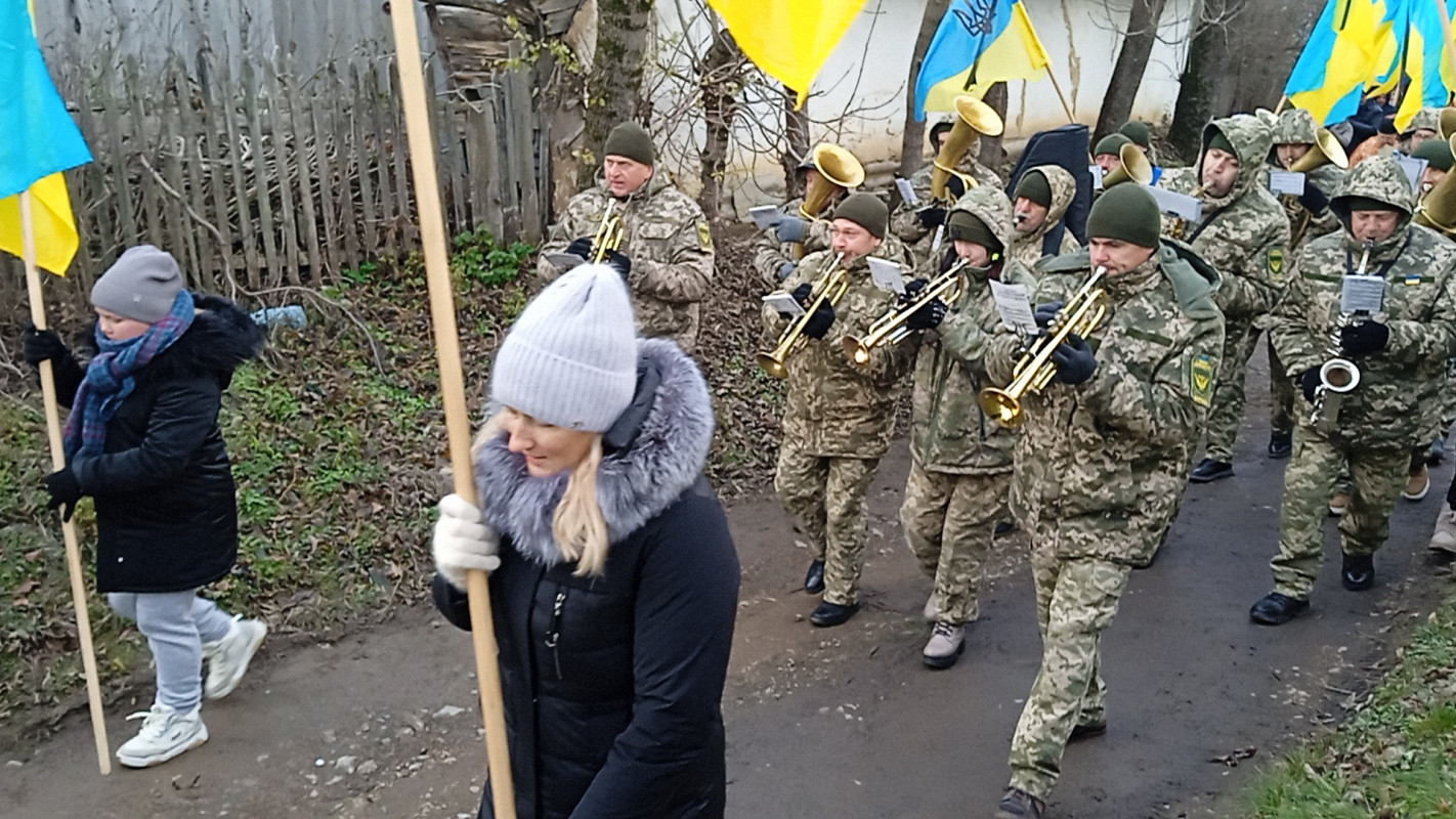 Загинув унаслідок вибуху ворожого снаряда: попрощалися із ексгравцем луцької «Волині» Романом Годованим