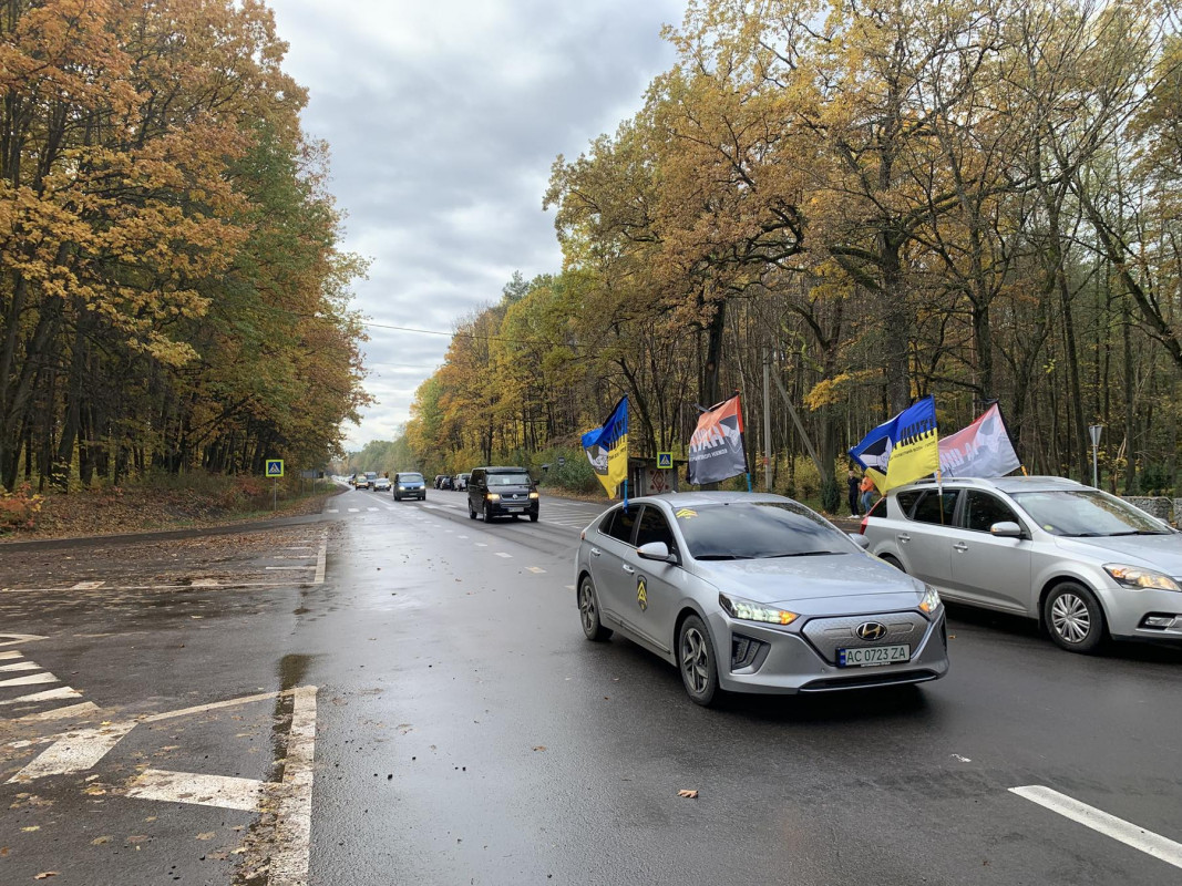 На Волині попрощалися з 40-річний Героєм Романом Нікитчиком