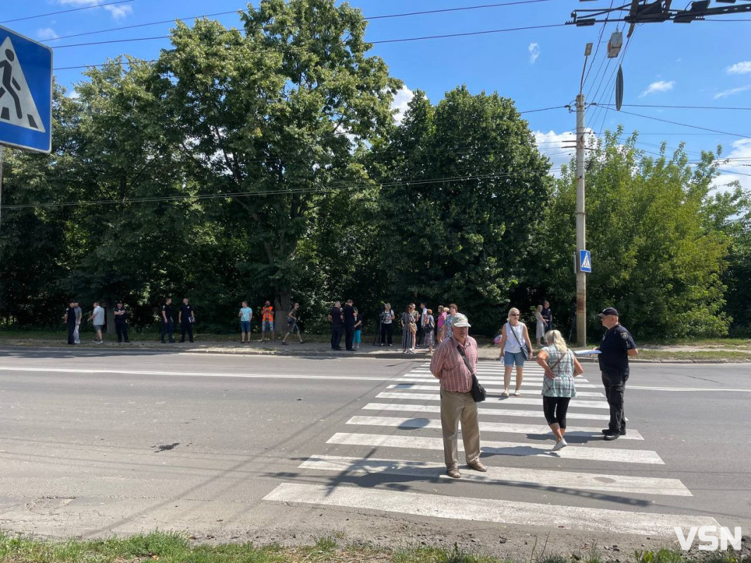 «Душать водою, світлом і газом»: протестувальники у Луцьку пояснили, чому перекрили дорогу