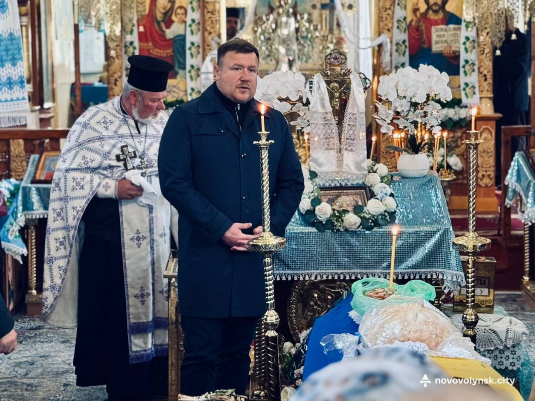 Експертиза ДНК підтвердила найстрашніше: на Волині попрощались з Героєм Романом Красюковим