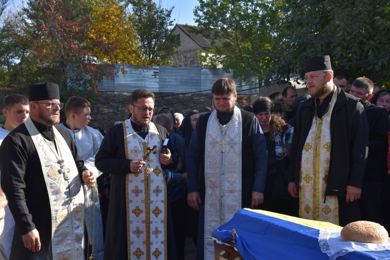 На Волині провели в останню путь 46-річного Героя Леоніда Мізернюка