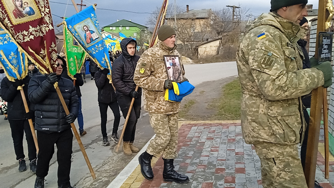 Загинув унаслідок вибуху ворожого снаряда: попрощалися із ексгравцем луцької «Волині» Романом Годованим