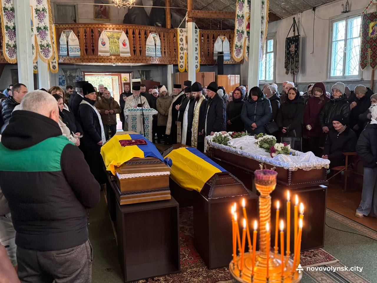 Громада втратила двох Героїв: на Волині попрощалися з Олександром Малєвим та Миколою Поплавським