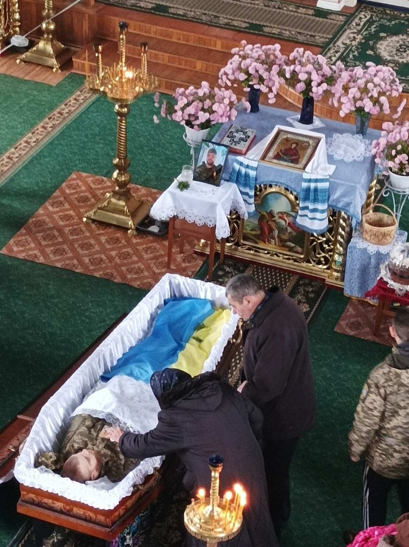 Навіки 28: на Волині попрощалися із Героєм Юрієм Наумчуком