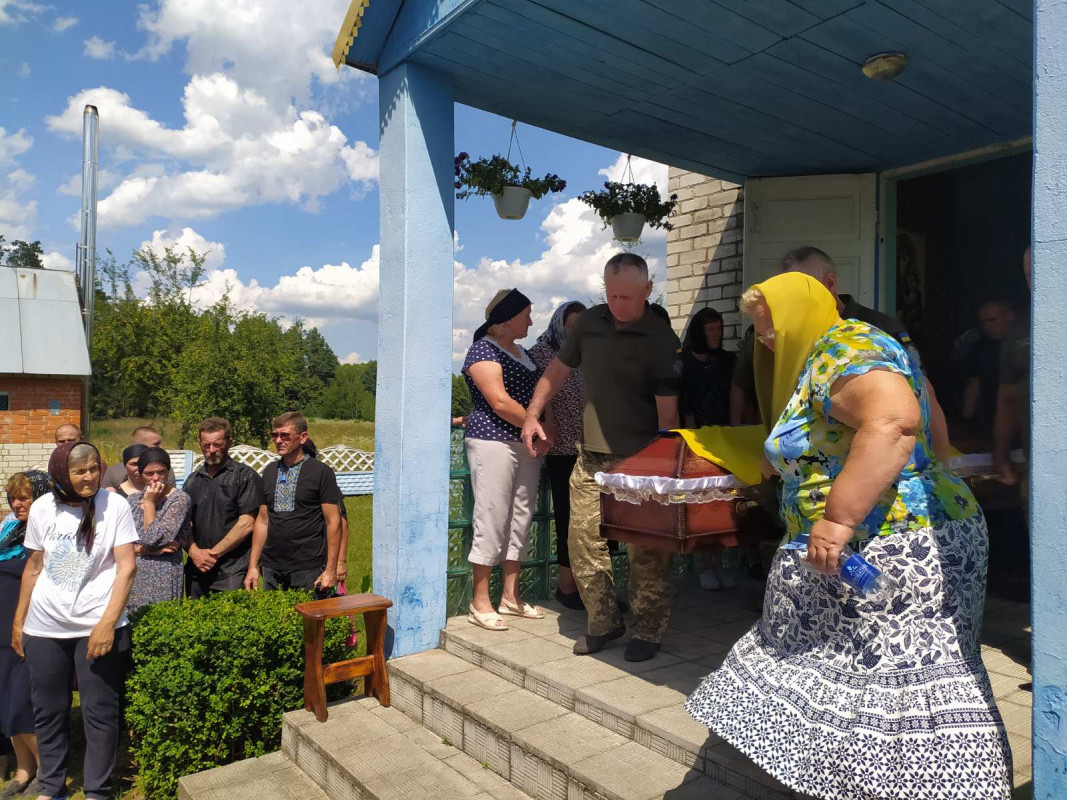 Не судилося відзначити 30-річчя: на Волині попрощались із Героєм Ігорем Назаруком