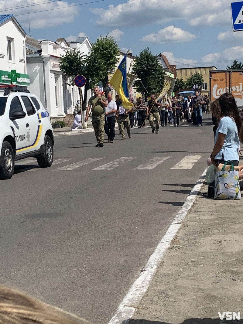 Недавно був вдома: у громаді на Волині попрощалися із 42-річним Героєм Юрієм Макаруком