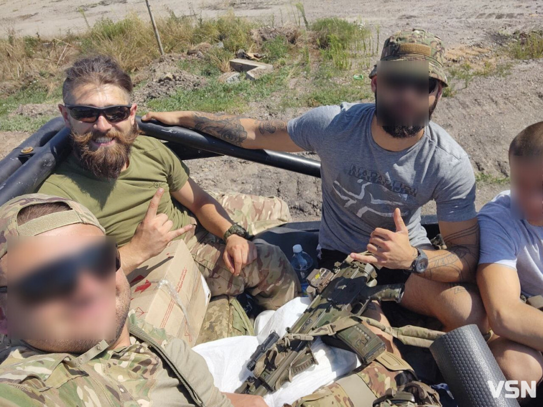 Колишніх азовців не буває, бо навіть у тилу можна залишитися у строю: спогади про бойові будні від військового медика Леоніда Бахіна з Волині